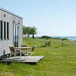 Tiny Seaside - Skarrev * Обенро