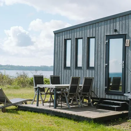 Tiny Seaside - Skarrev *