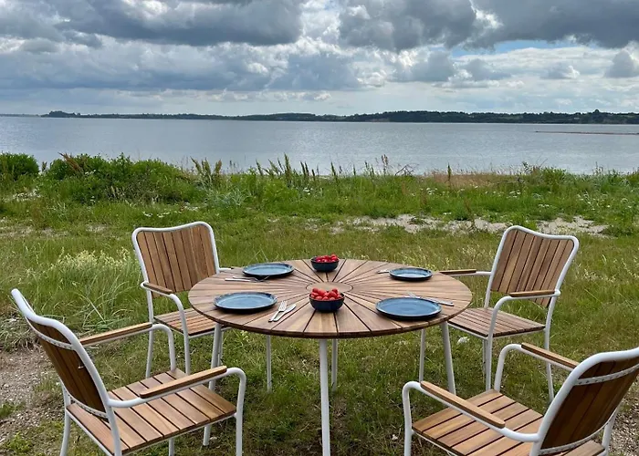 Сasa de vacaciones Tiny Seaside - Skarrev