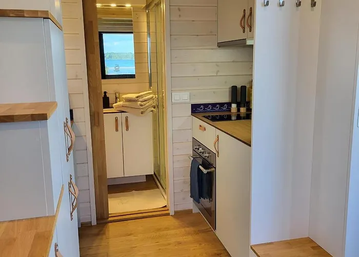 Ferienhaus Tiny Seaside - Skarrev